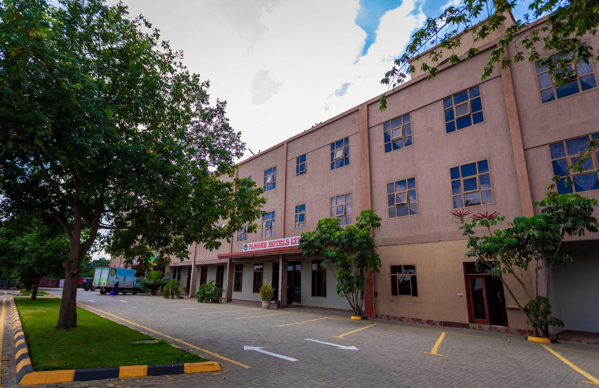 Panone Hotels - King'Ori Kilimanjaro Airport Moshi Kültér fotó